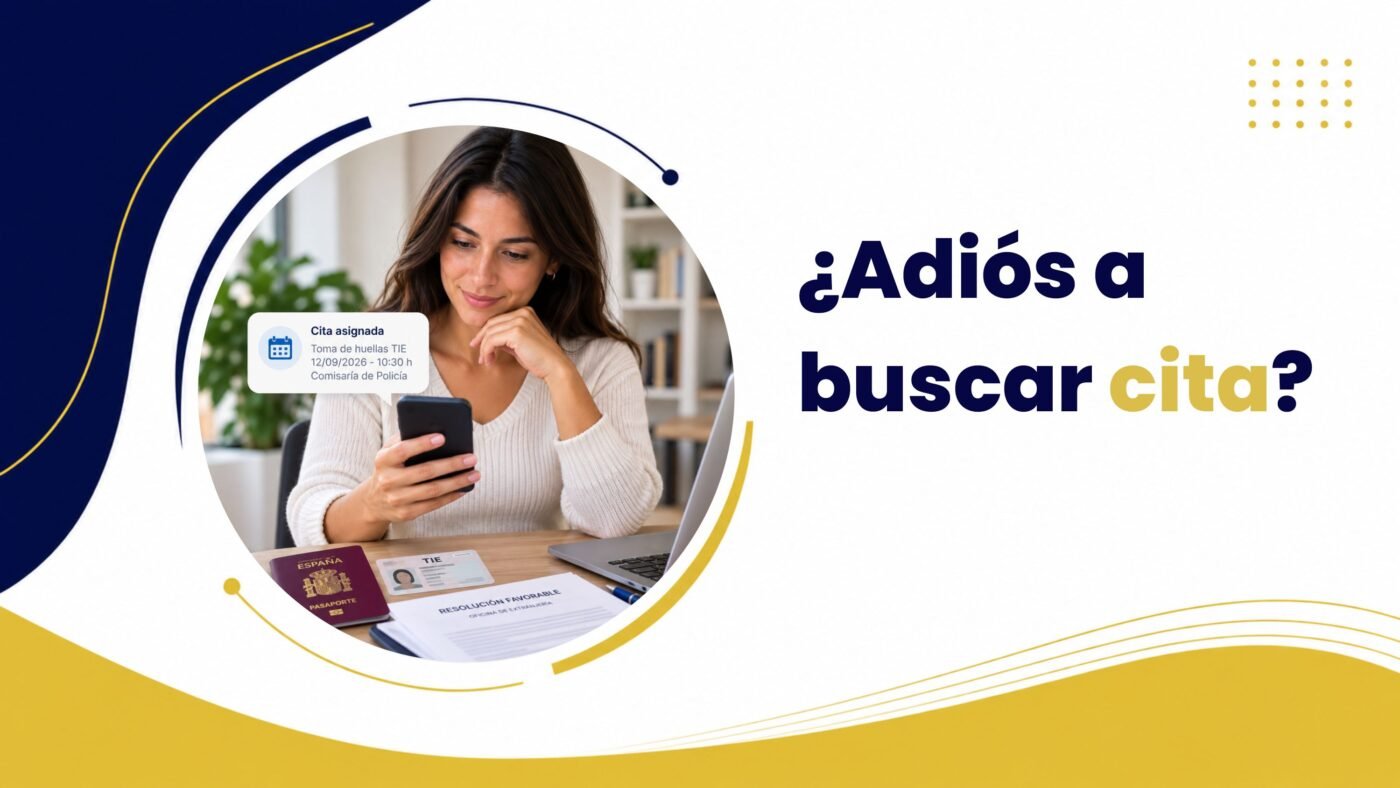 cita-automatica-toma-huellas-tie Persona consultando una cita para la toma de huellas y obtención de la TIE en España.